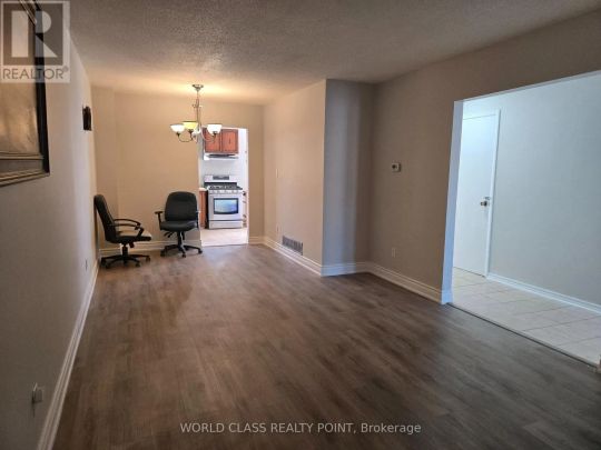 121 PURVIS CRESCENT - Photo 1