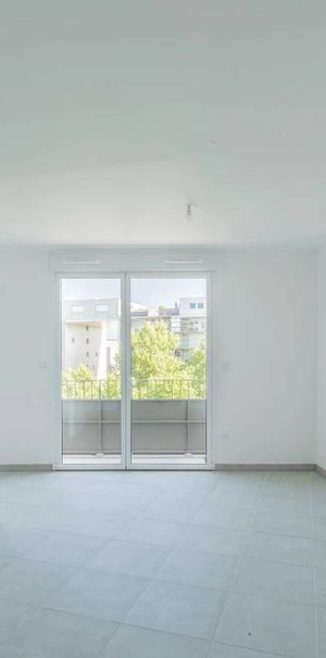 Rental Apartment Bordeaux Saint-Jean - Photo 1