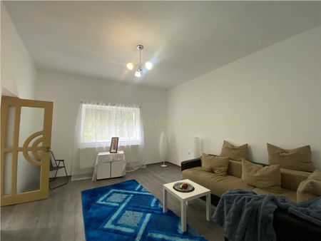 For rent 3 bedroom House Ultracentral Brasov with garden - Fotografie 3