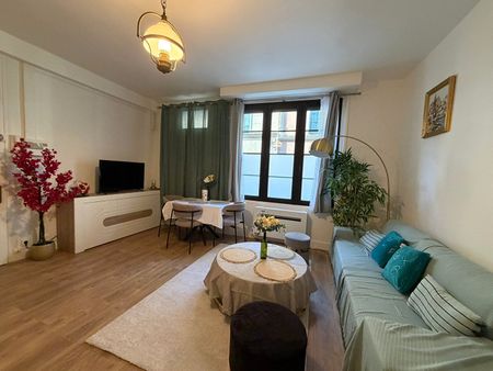 Location Appartement 2 pièces 48m² - Photo 2
