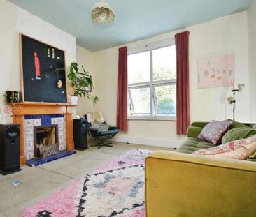 4 bedroom house to rent - Photo 1