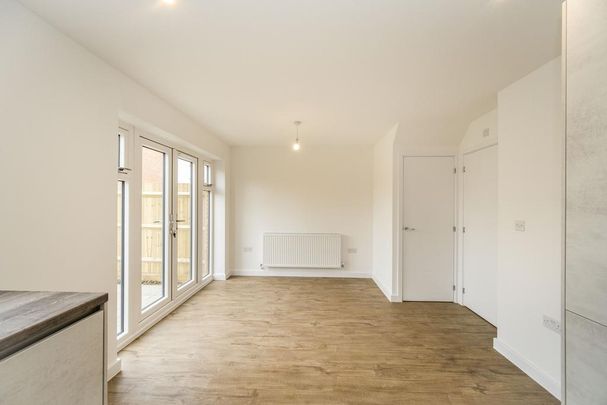 3 bedroom house to rent - Photo 1