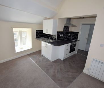 2 Bedroom Flat - Photo 1