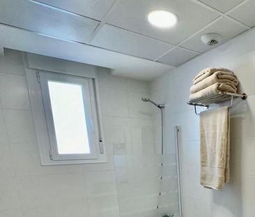 3 bedroom luxury penthouse for rent in Nueva Andalucia, Spain - Photo 3