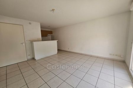 Location Appartement 2 pièces 35m² CASTELSARRASIN 82100 - Photo 2