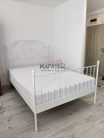 Umeblowana kawalerka z balkonem na wynajem - Zdjęcie 4