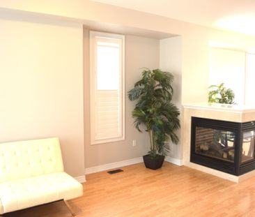 For Lease - 30 Paper Birch Drive, Markham, Ontario - Photo 4