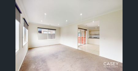 Stunning Family Home - Photo 4