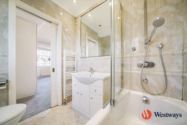 5 bedroom detached house to rent - Photo 1