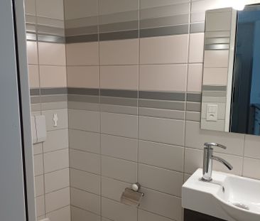 Charmante 4.5-Zimmer-Maisonettewohnung in Dürnten – sofort verfügbar - Foto 4