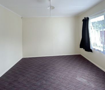 VILLAGE RETREAT! - Photo 2