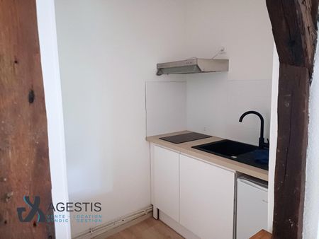 Location Appartement 2 pièces 29m² CASTRES 81100 - Photo 5