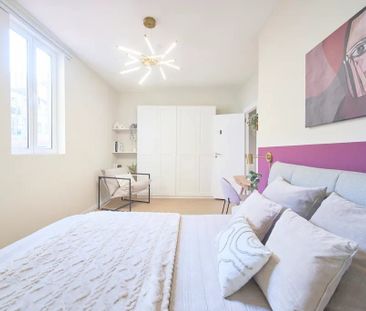 Largo Vitorino Damásio, Lisbon, Lisbon 1200-872 - Photo 6