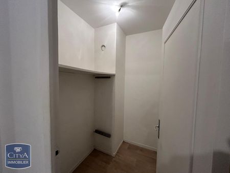 Location Appartement 2 pièces 52m² LILLE 59800 - Photo 2