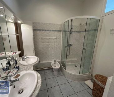 Location Appartement 3 pièces 95m² ST ETIENNE 42000 - Photo 5