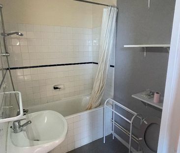 Location Appartement 2 pièces 30m² CLERMONT FERRAND 63000 - Photo 3
