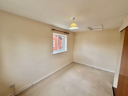 Orchid Close, Taunton - Photo 3