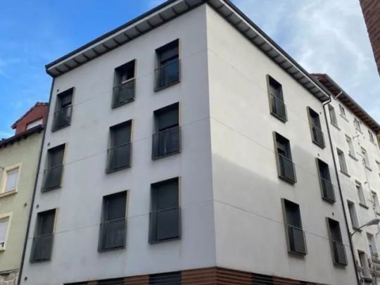 Apartamento en alquiler en Calle de San Miguel - Foto 1