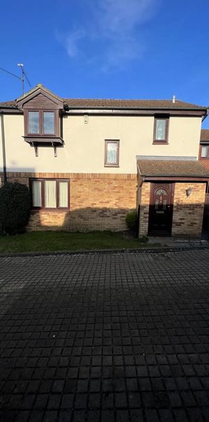 3 bedroom detached house to rent - Photo 1