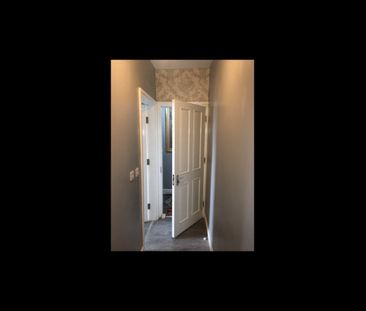 Studio Flat, York Road, LS9 - Photo 1