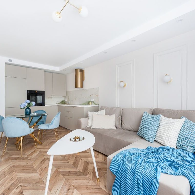 Po remoncie z garderobą - Фото 1