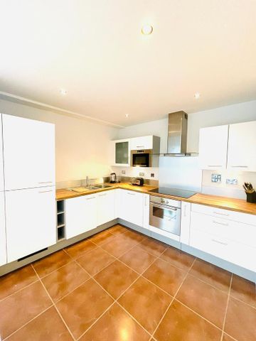 2 bedroom apartment to rent - Photo 5