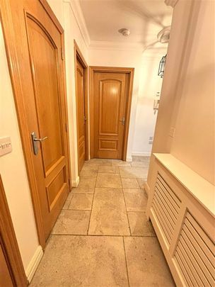 Swift Hall, Collegewood, Castleknock, Dublin 15 - Photo 1