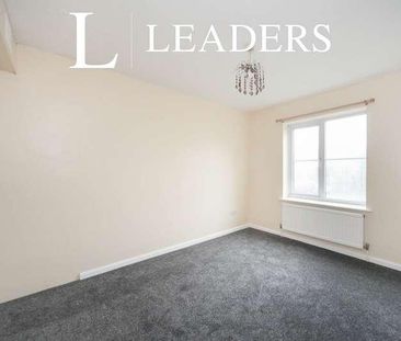 Chiltern Court, Chiltern Road, Dunstable, Bedfordshire, LU6 - Photo 1