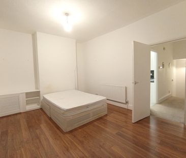 2 Bed Flat, Goodall Road, E11 - Photo 6