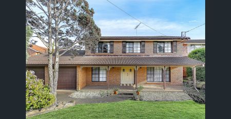 Family Home in Convenient Location - Photo 4