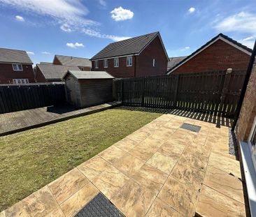 2 bedroom semi-detached house to rent - Photo 5