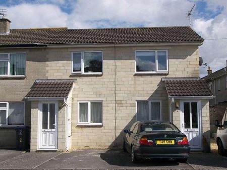 Elm Hayes, Corsham, SN13 - Photo 3