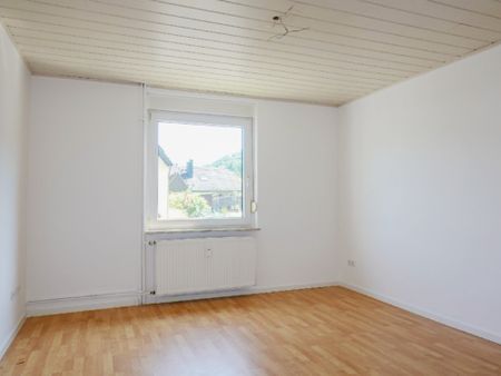 Frisch gestrichene 2- Zimmerwohnung in einem gepflegten Dreifamilienhauses in Hagen Holthausen - Foto 5