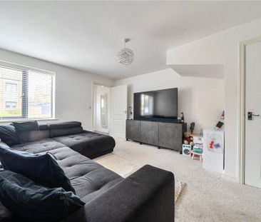 3 bedroom semi-detached house to rent - Photo 3