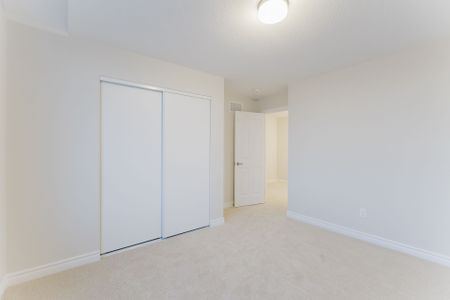 For Lease - 180 Ryan Reynolds Way, Orleans - Cumberland and Area, Ontario - Photo 5