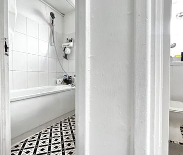 Room in a Shared Flat, Oban House, E14 - Photo 4