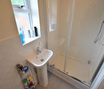 3 Bedroom Terraced To Let - Photo 5