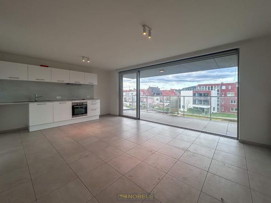 Appartement te huur - Photo 1