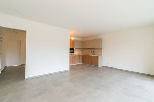 Appartement te huur - Photo 1