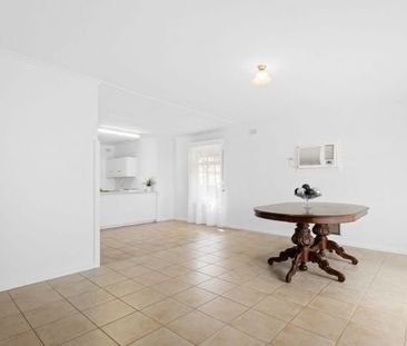 Corner block in a convenient location! - Photo 1