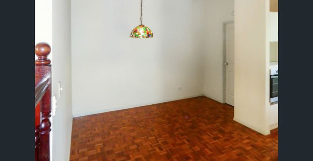 Family Home in Mount Coolum - Photo 1