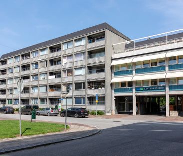 Västra Rönneholmsvägen 43D, Fågelbacken - Photo 1