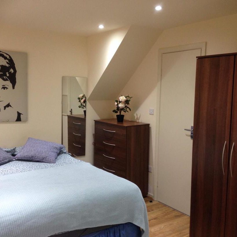 Studio to rent - Photo 1