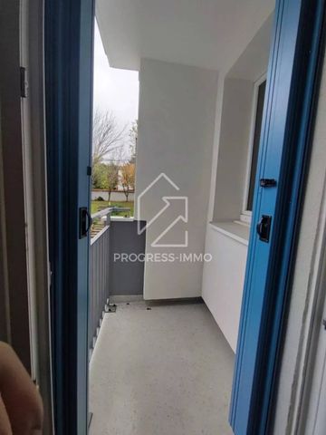 À 12 minutes du RER Parc St-Maur, deux pièces meublé entièrement refait à neuf - Photo 4