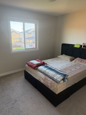 For Lease - 1222 Uppers Lane, Thorold, Ontario - Photo 4