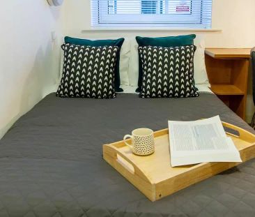 Silver Ensuite - Photo 3