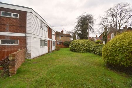 71a Hamilton Road, Reading - Photo 4