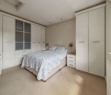5 Bedroom Detached To Let - Photo 5