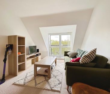 2 bedroom Apartment to let - Photo 1