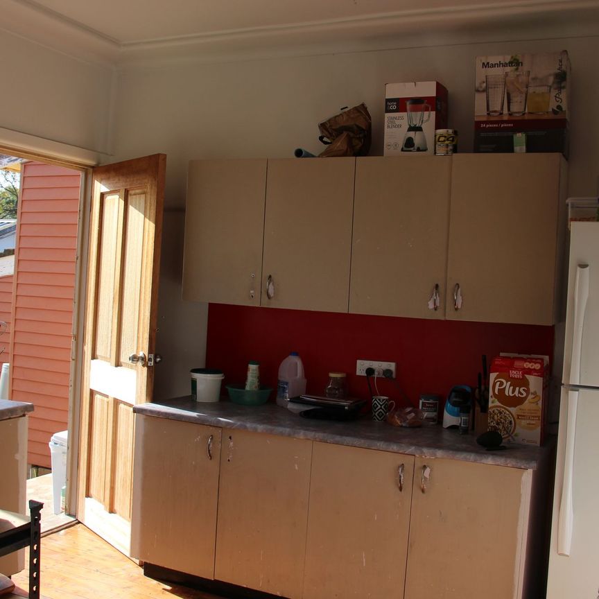 NEAT & TIDY - Photo 1